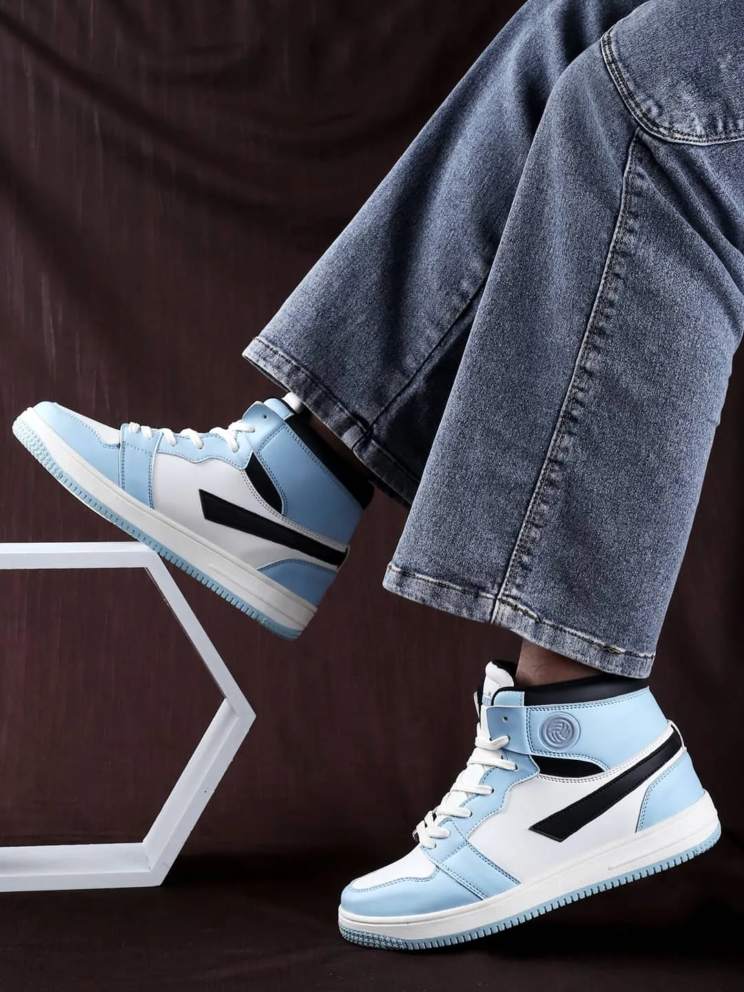 Solomon Sneakers Bacca Bucci Femme High-Top Harmony SneakersElegant Pastel Blue and Pink Women's Lace-Ups