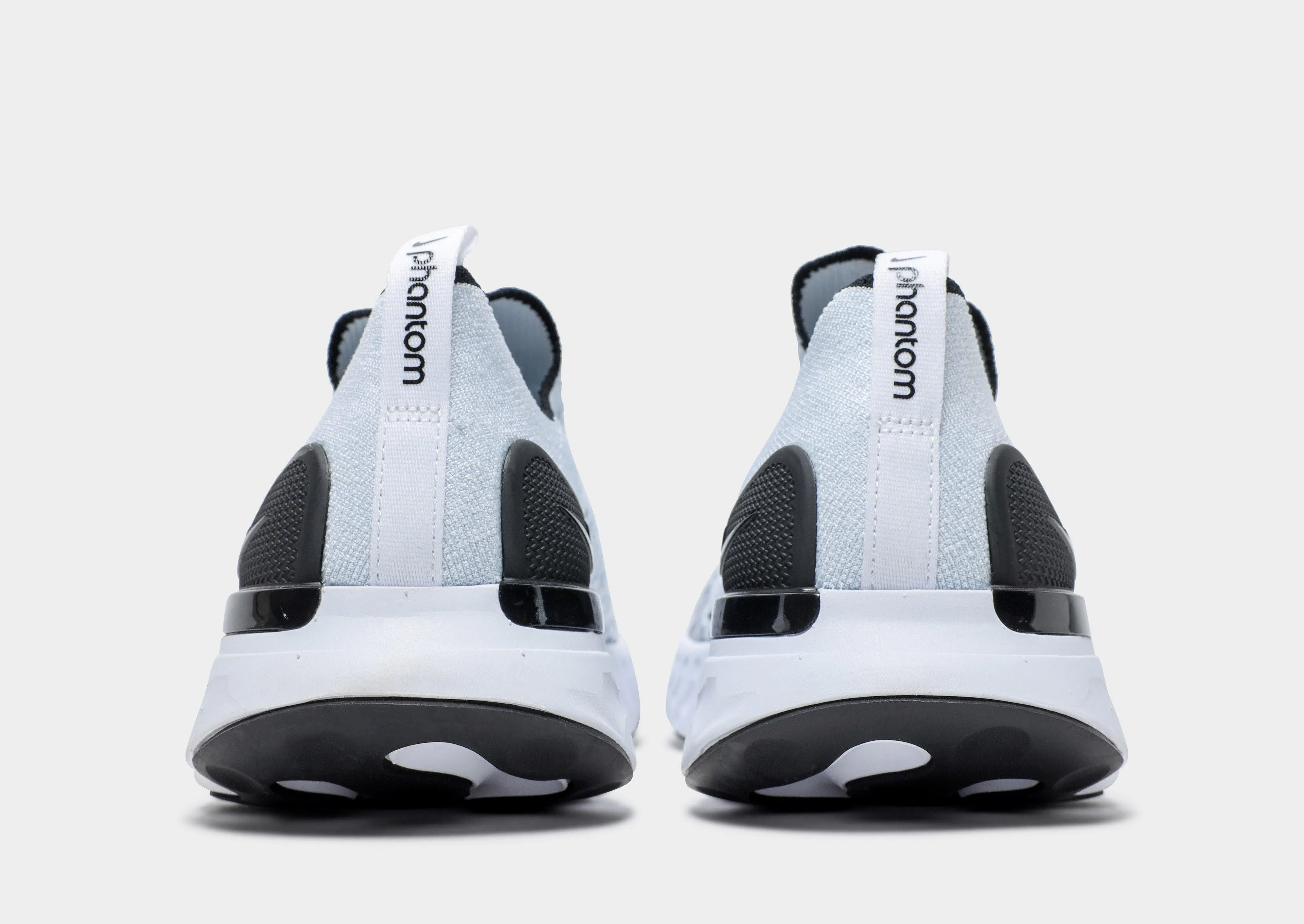 Best Asics Sports Shoes Phantom Run 2