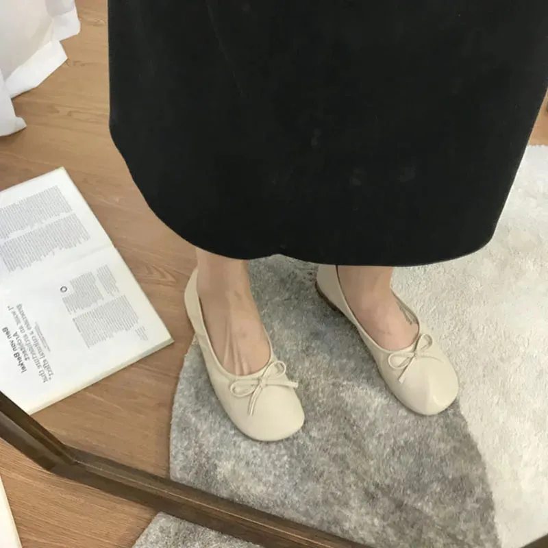 TAVIMART  -   Butterfly Knot Loafers Women Red Leather Casual Shoes Slip on Shoes for Women Barefoot Shoes Square Toe   Do Marten Loafers