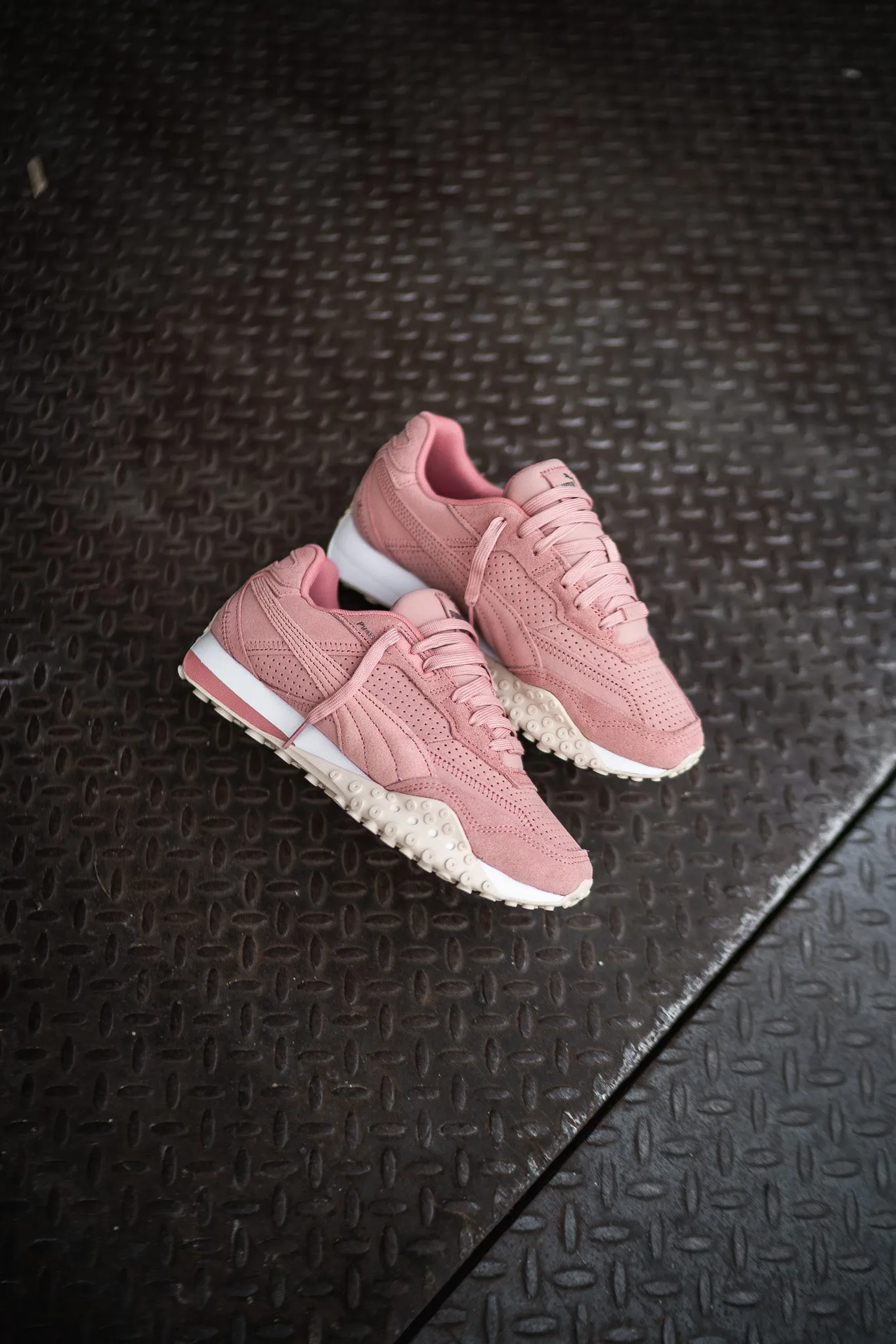 Best Pregnancy Sneakers Women Puma Blacktop Rider (Future Pink/Alpine Snow)