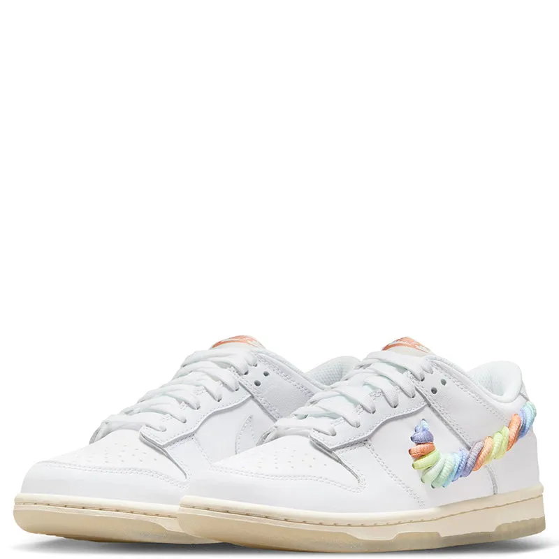 Weight Of Asics Running Shoes Nike Unisex Dunk Low SE (Big Kid's)