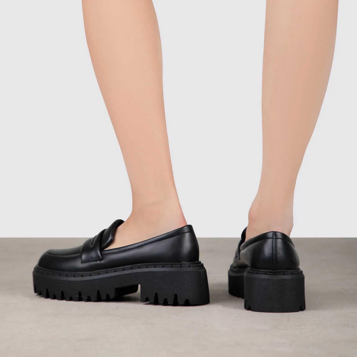 Zara Penny Loafers RAID Jeanette Chunky Shoes in Black