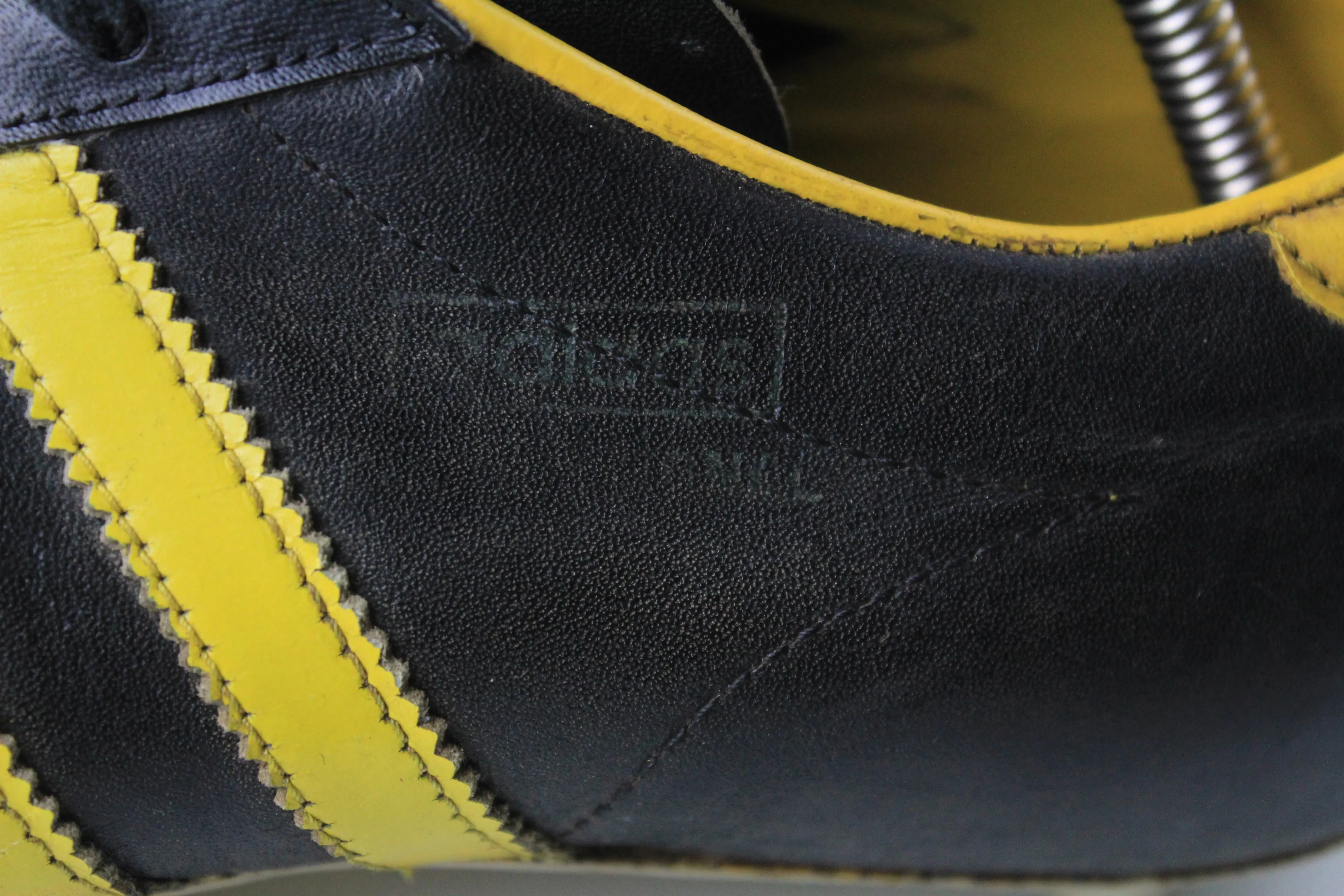 Adidas 5 10 Shoes Vintage Adidas Beckenbauer Football Boots US 9