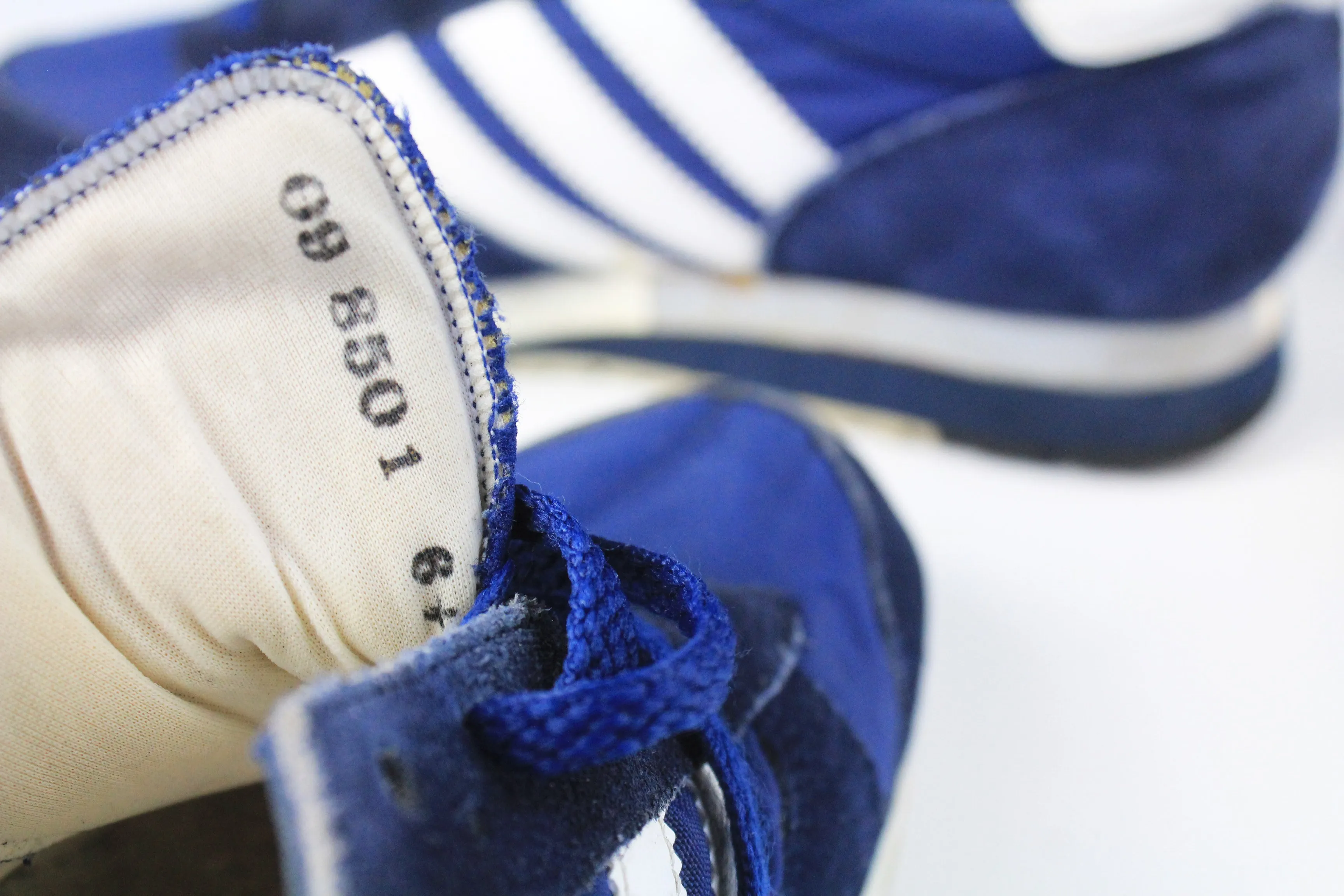 Vintage Adidas Centaur Sneakers US 7 Kobe Bryant Shoes Adidas