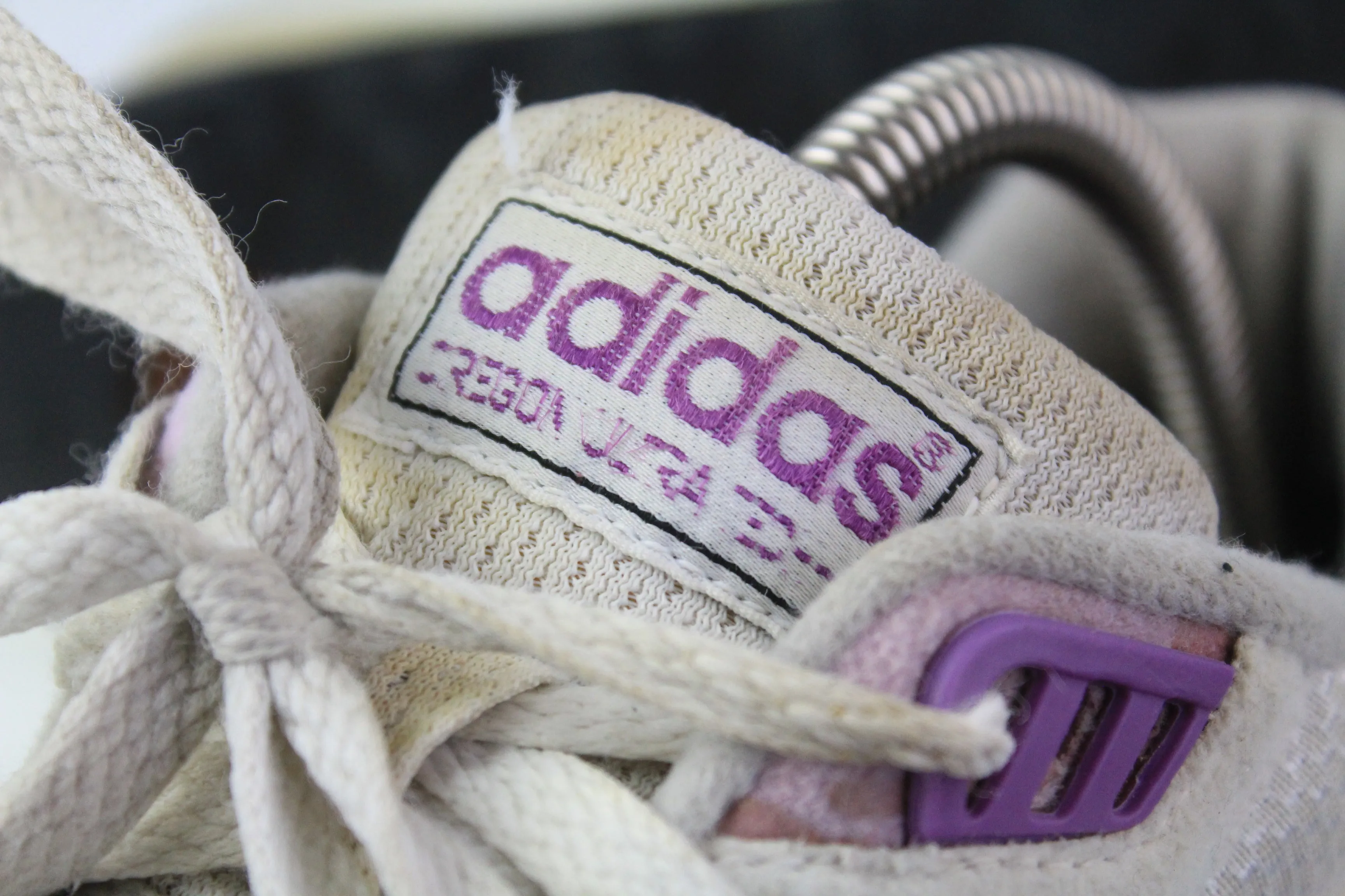 Adidas Lite Racer Running Shoes Vintage Adidas Oregon Ultra Tech Sneakers Women's US 8