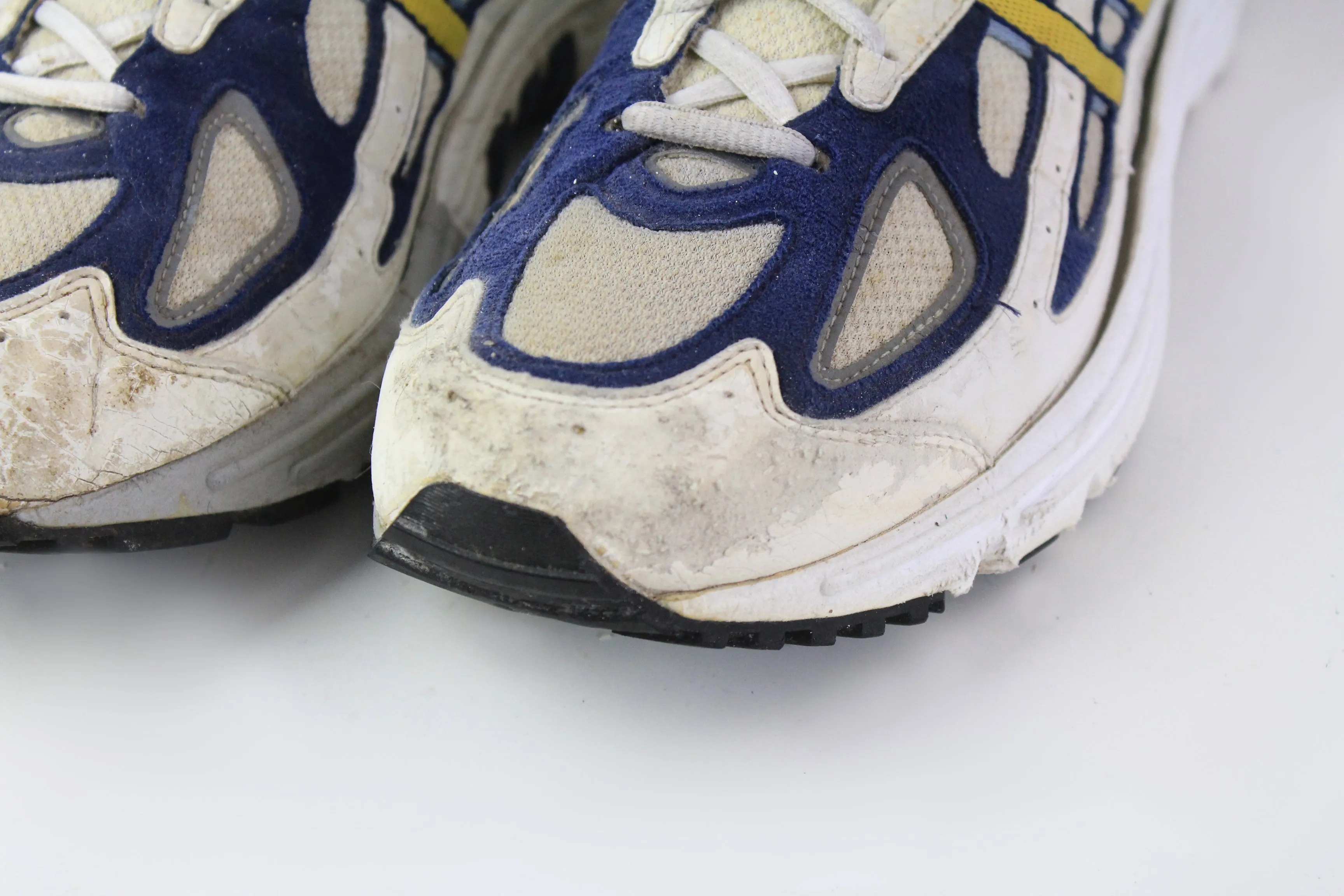 Vintage Adidas Piedmont T.S Sneakers US 11 Adidas Non Marking Shoes Badminton