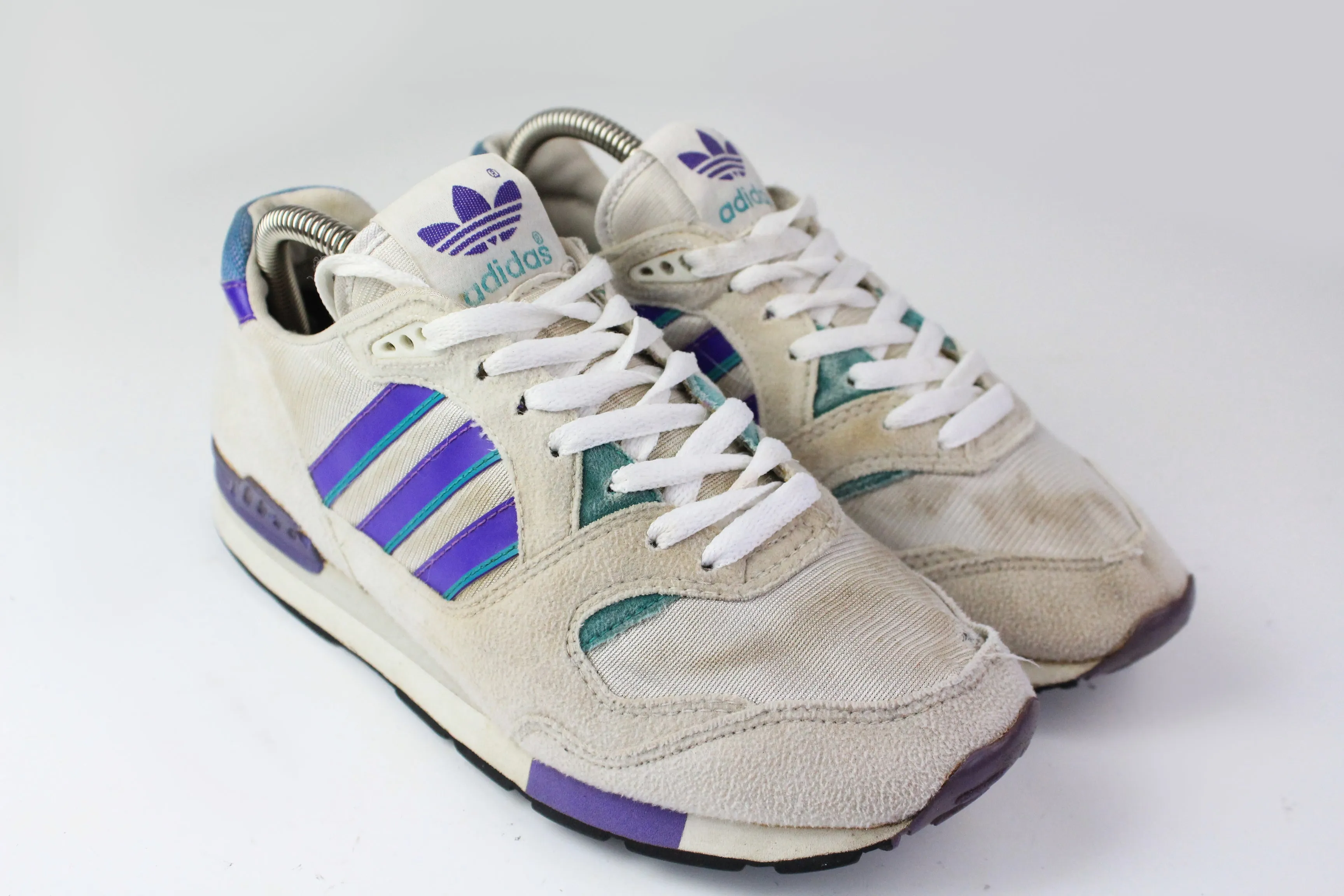 White Adidas Shoes Vintage Adidas Sneakers US 7