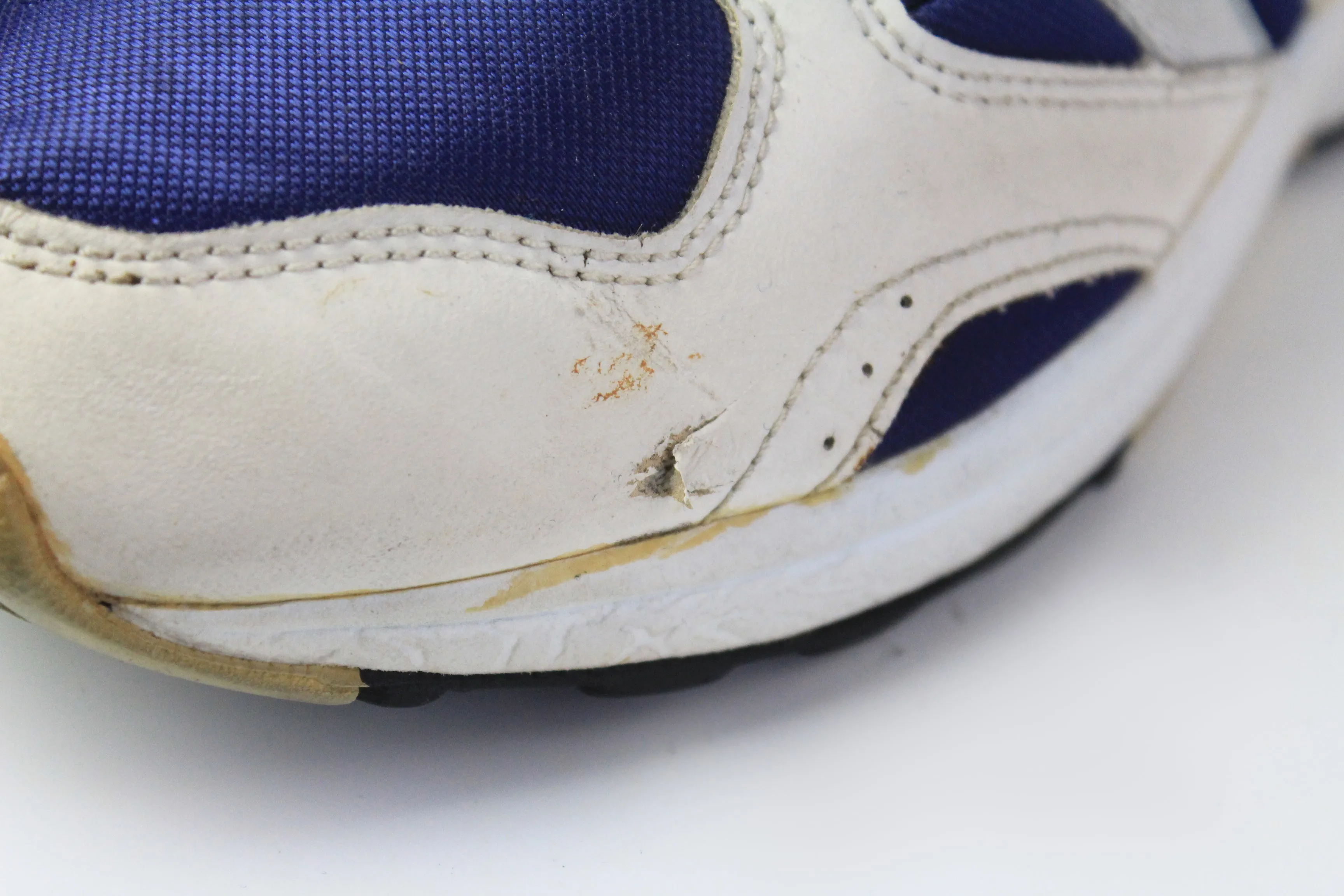 Low Price Adidas Shoes Vintage Adidas Sneakers US 7.5