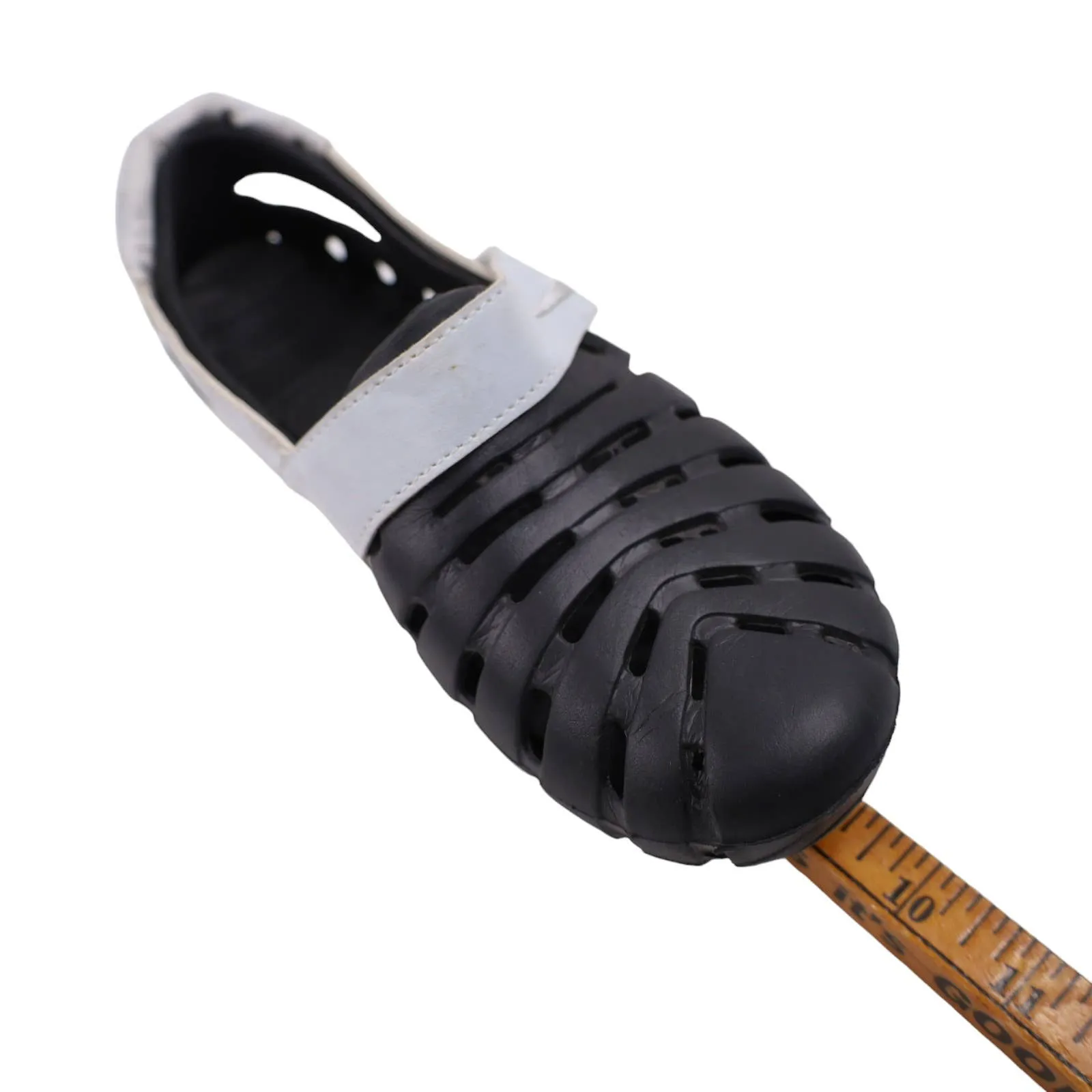 Vintage Nike Rubberized Foam Shoes - M7 Asics Aggressor Shoes