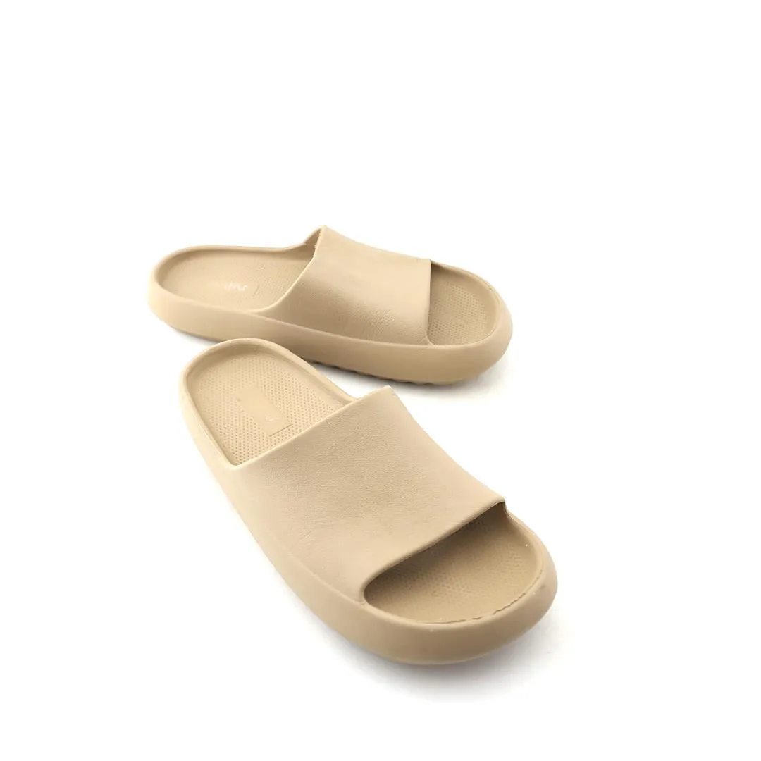 Glo Slippers MADLOVE .